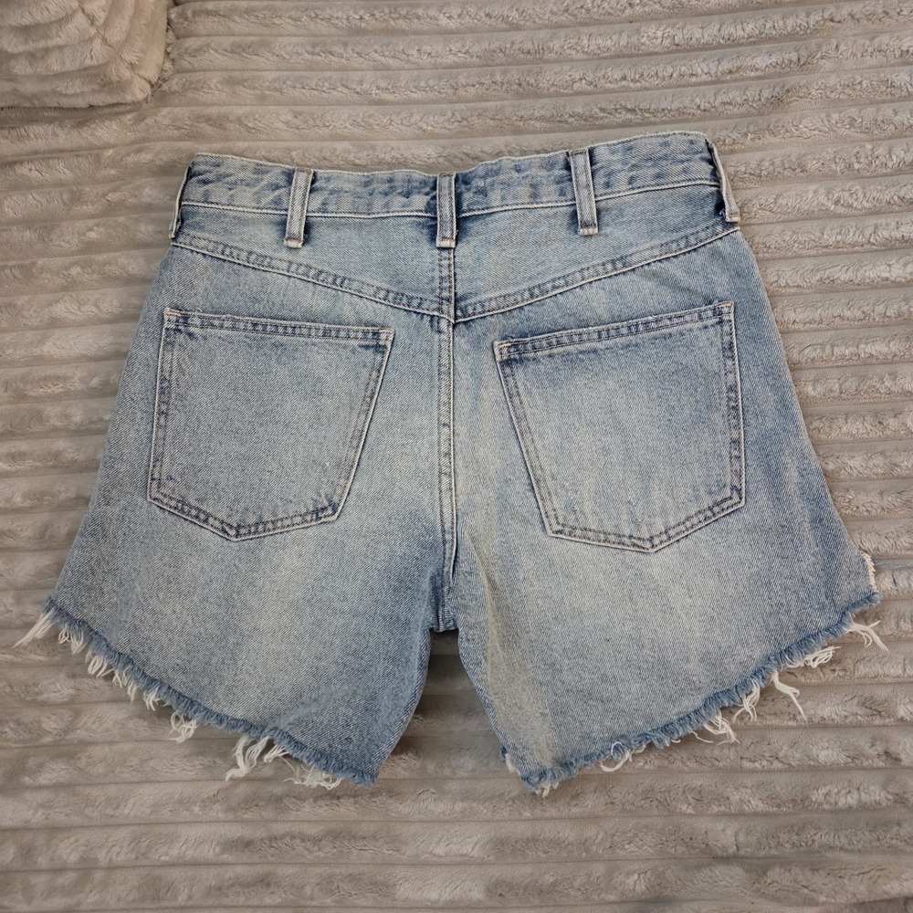 FP Free People Denim Shorts Size 25 High Rise Frayed Cutoff Light Wash Jean - Picture 7 of 10